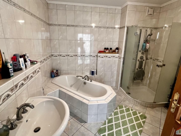 Badezimmer EG
