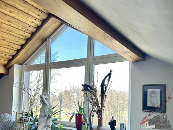 Liebevolle 2 Zimmer- oder Atelierwhg. – DG – Salzburgblick – gemauerter Kaminofen – Sichtdachstuhl