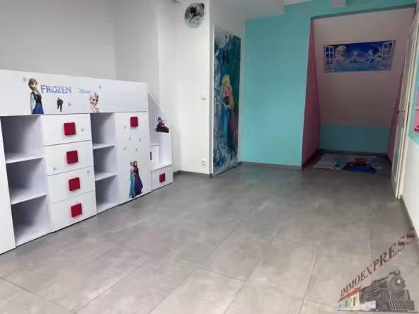 Kinderzimmer OG