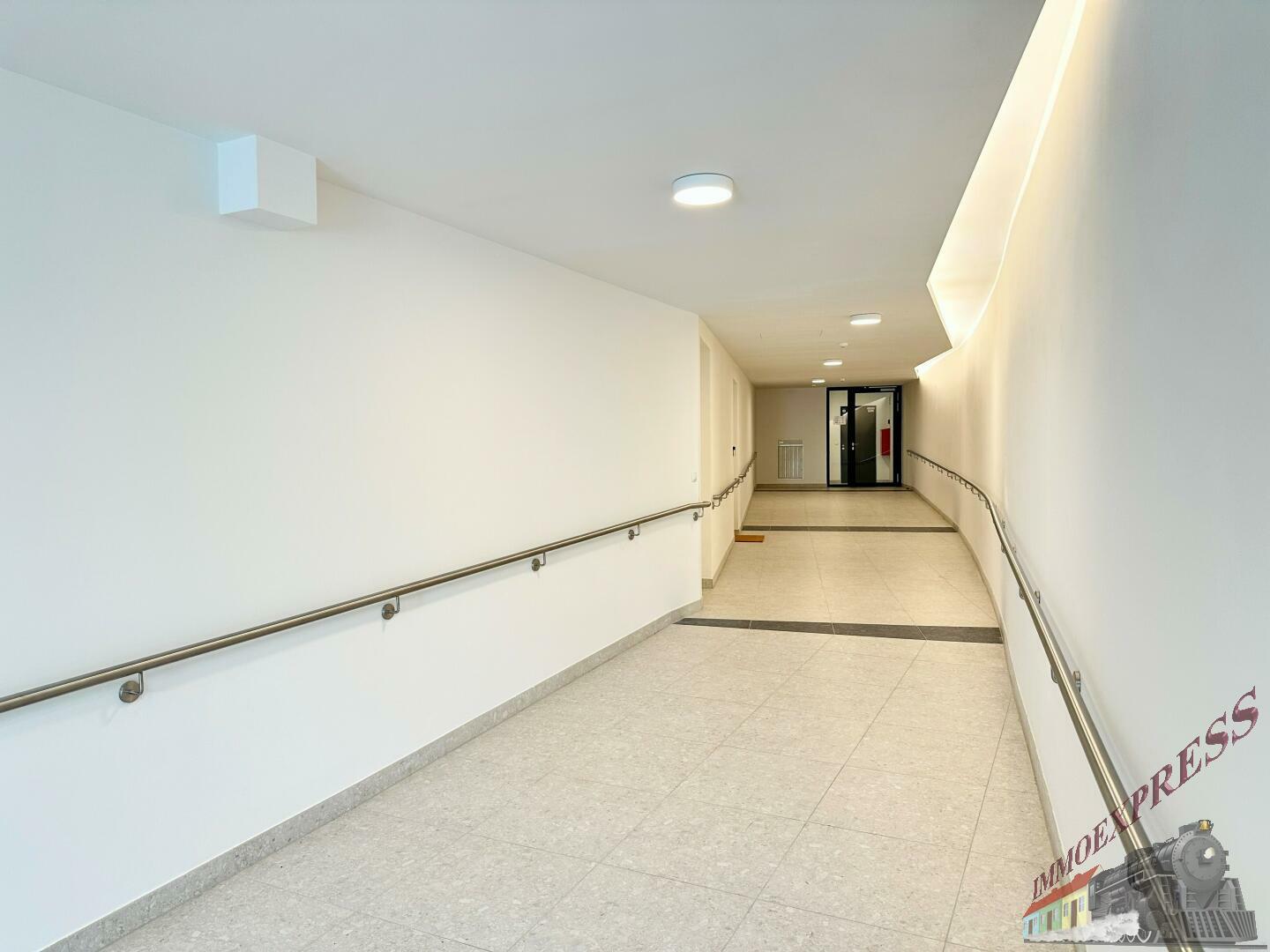 Stiegenhaus-T2