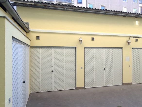 Hofansicht_Garagenboxen