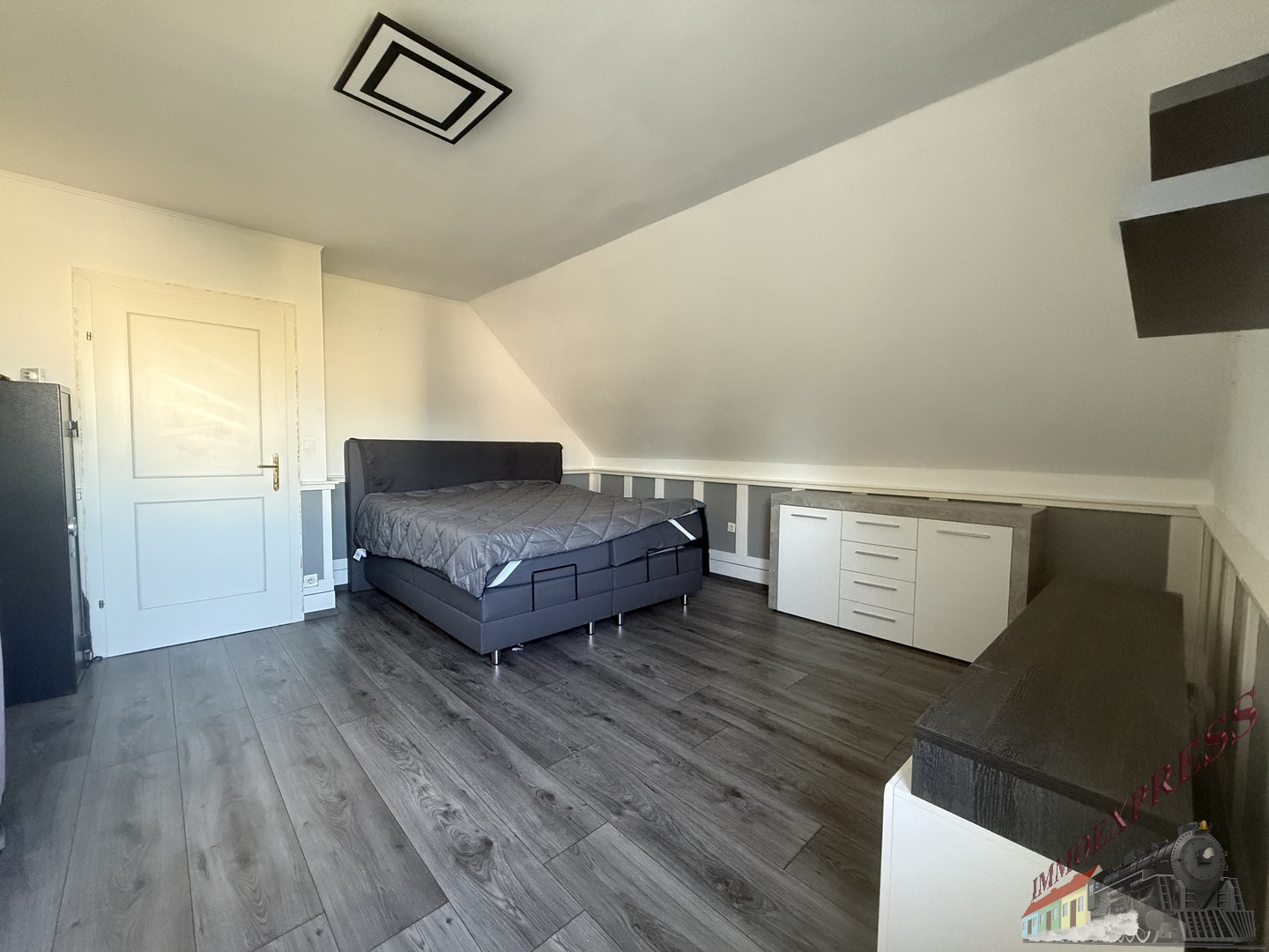 Schlafzimmer OG Rechts