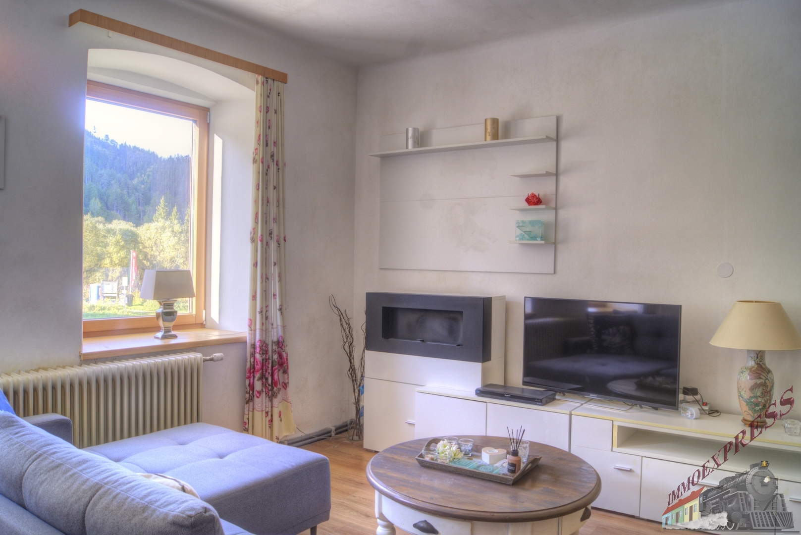09 Privatwohnung Wohnzimmer